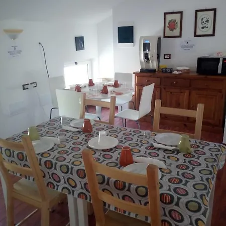 Q3 Bed & Breakfast 3*