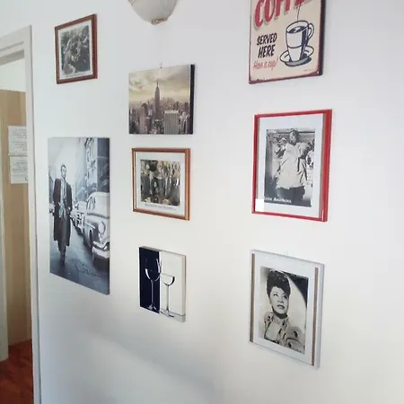 Q3 Bed & Breakfast 3*